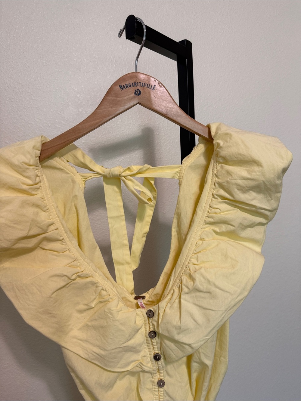 Free people 🌻Yellow Ruffle Sleeve Tie-Back Romper - Picture 10 of 14